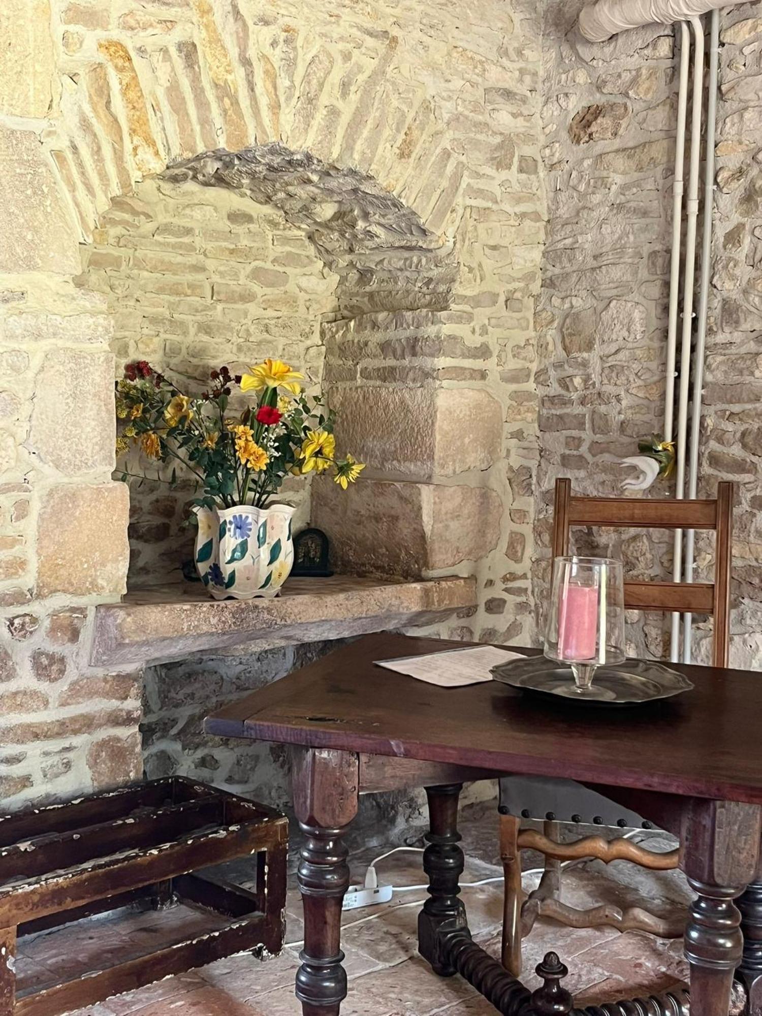 Chambre Dans Tour Du 15Eme Siecle Mauvieres Extérieur photo