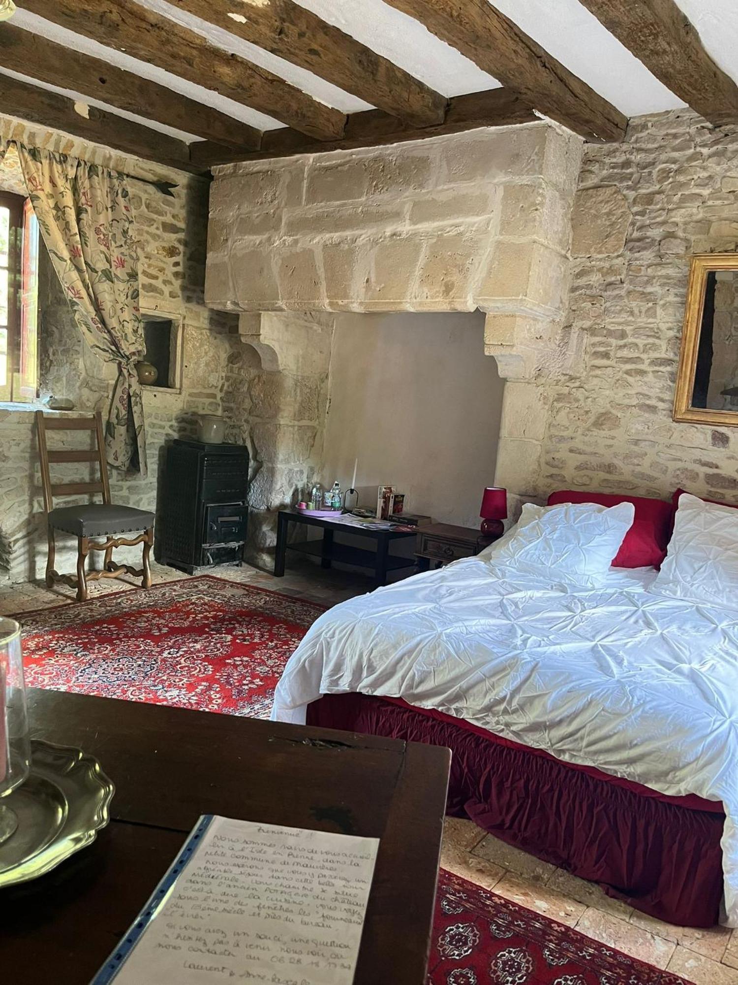 Chambre Dans Tour Du 15Eme Siecle Mauvieres Extérieur photo